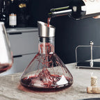 Elegant 1500ML Wine Decanter with Built-In Aerator