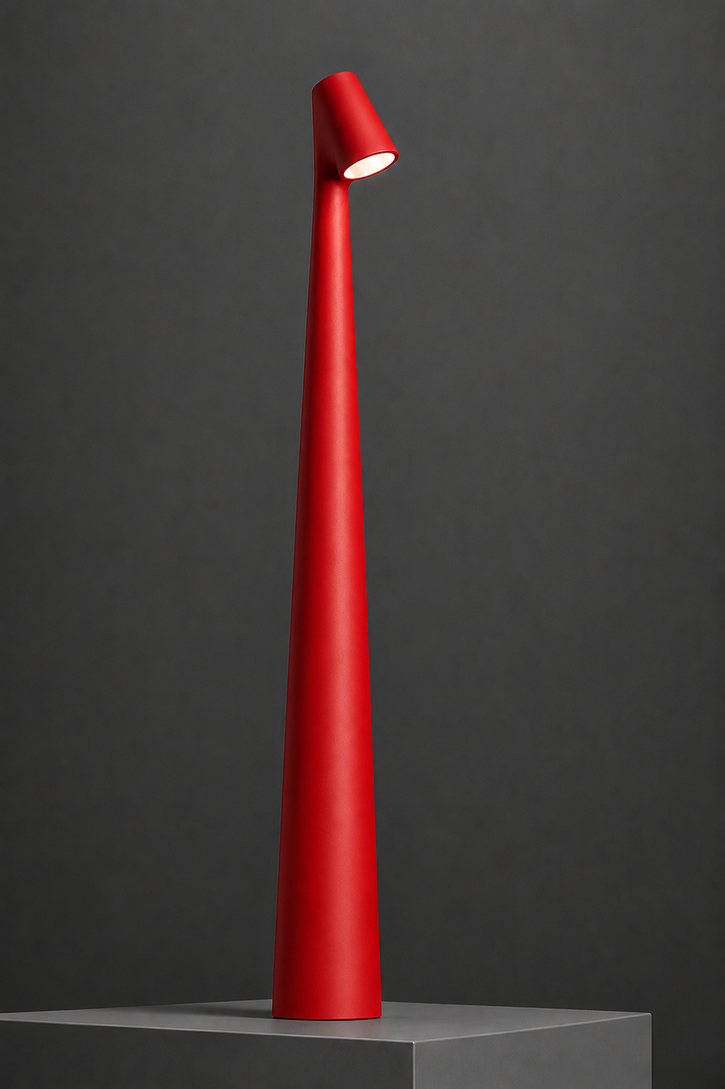 Luminavista™ Portable Table Lamp