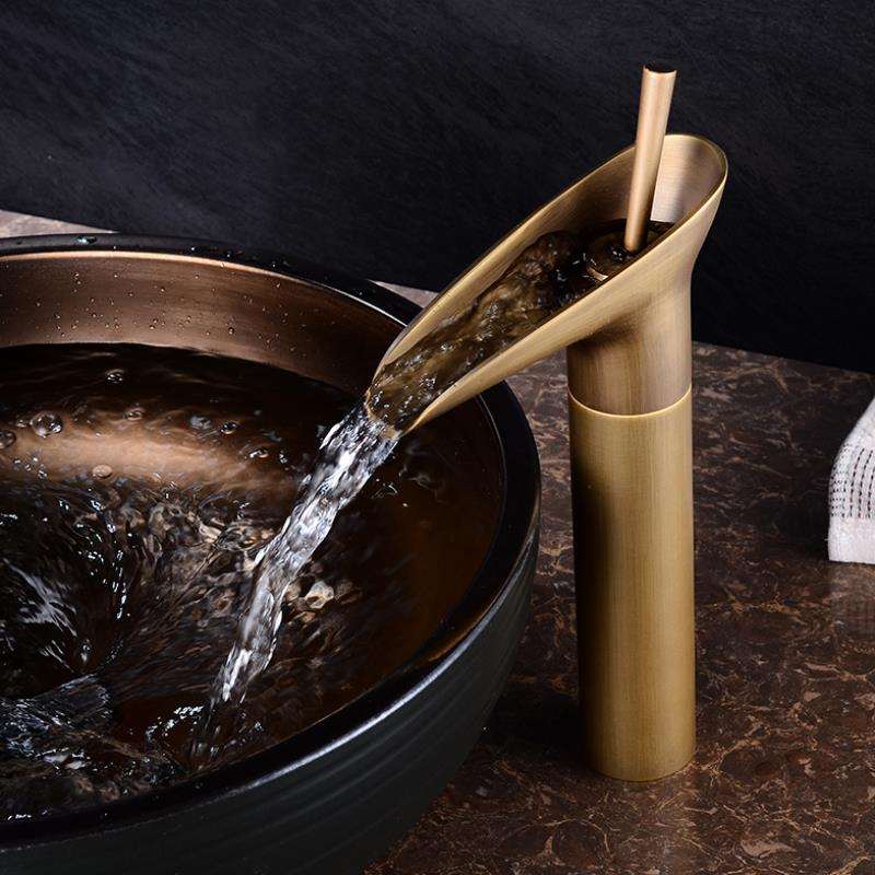 CascadeFlow™ Luxury Waterfall Bathroom Faucet